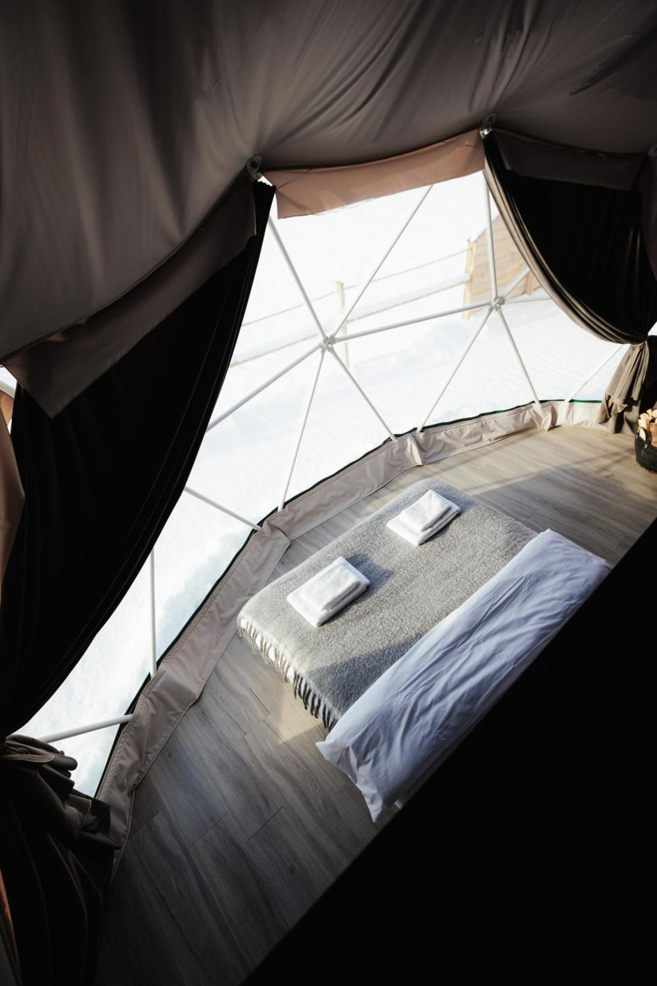 Luxury tent Golden Circle Domes - Glamping Experience