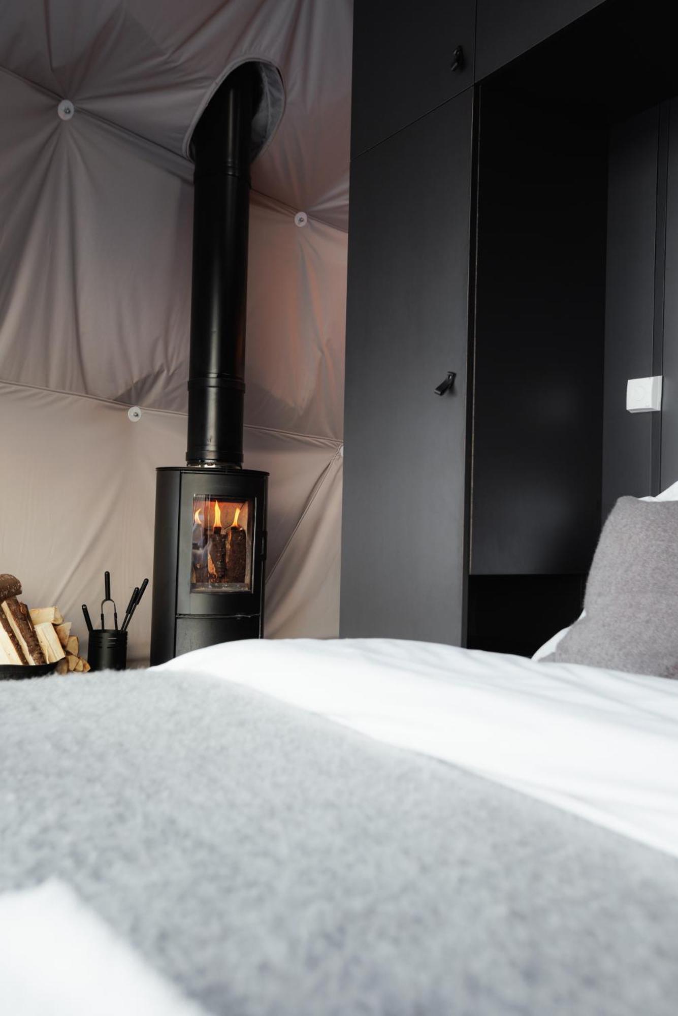 Golden Circle Domes - Glamping Experience
